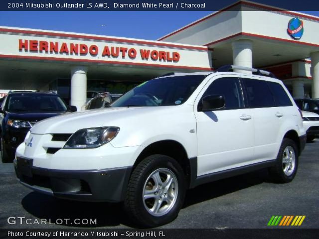 2004 Mitsubishi Outlander LS AWD in Diamond White Pearl