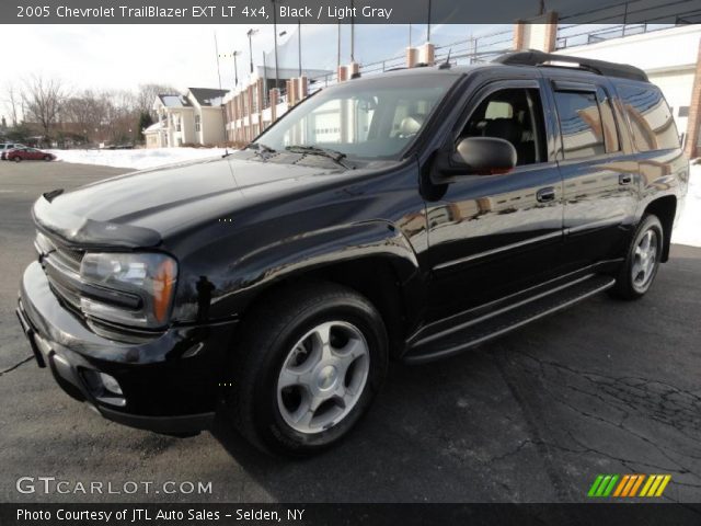 2005 Chevrolet TrailBlazer EXT LT 4x4 in Black