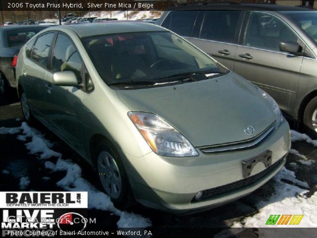 2006 Toyota Prius Hybrid in Silver Pine Mica