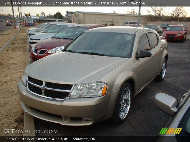 2008 Dodge Avenger SXT in Light Sandstone Metallic