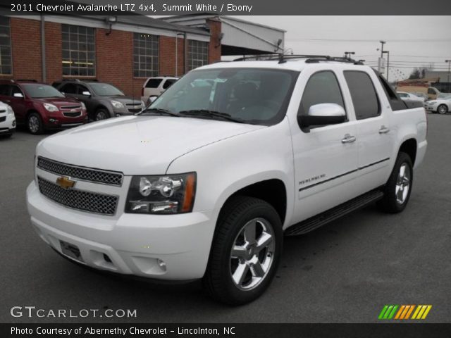 2011 Chevrolet Avalanche LTZ 4x4 in Summit White