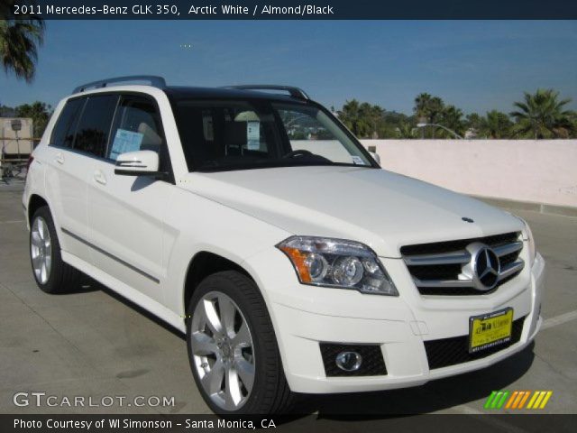 2011 Mercedes-Benz GLK 350 in Arctic White
