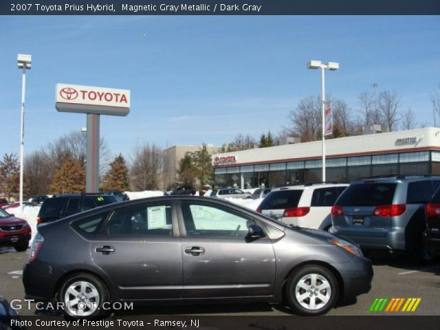 2007 Toyota Prius Hybrid in Magnetic Gray Metallic