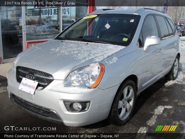 2007 Kia Rondo EX V6 in Fine Silver