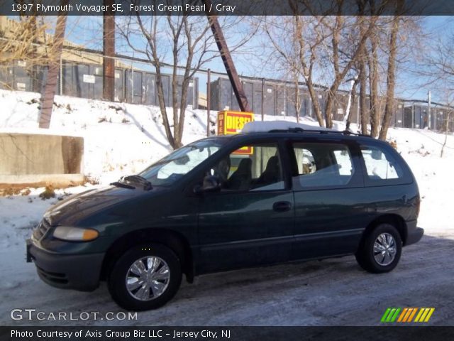 1997 Plymouth Voyager SE in Forest Green Pearl