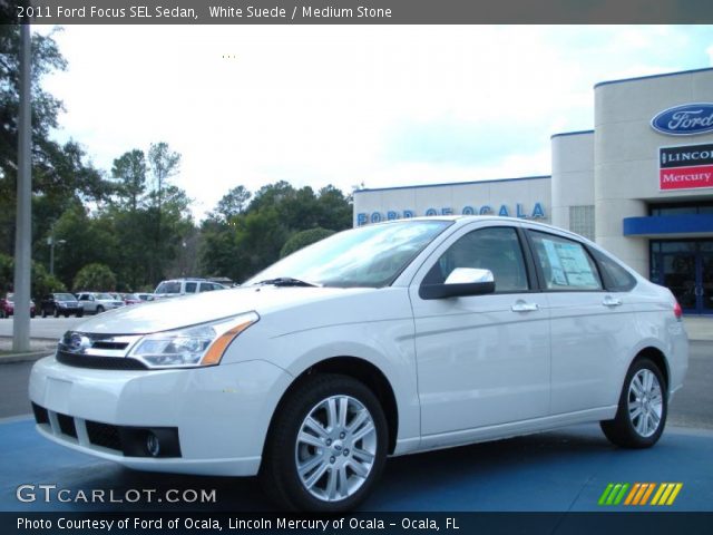 2011 Ford Focus SEL Sedan in White Suede