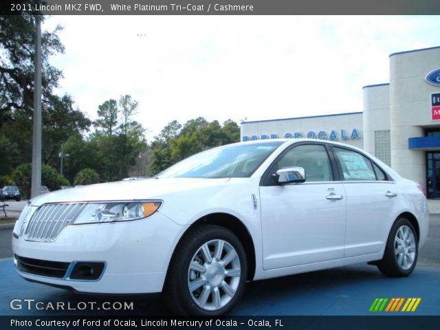 2011 Lincoln MKZ FWD in White Platinum Tri-Coat
