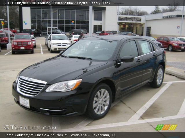 2011 Chrysler 200 Touring in Brilliant Black Crystal Pearl