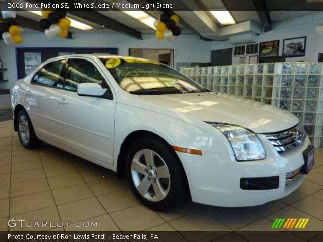 2009 Ford Fusion SE in White Suede
