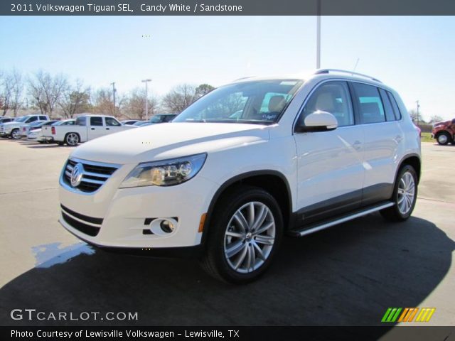 2011 Volkswagen Tiguan SEL in Candy White