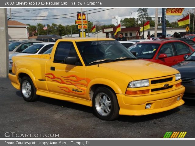 2003 Chevrolet S10 LS Regular Cab in Yellow