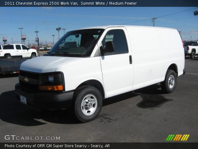 2011 Chevrolet Express 2500 Work Van in Summit White