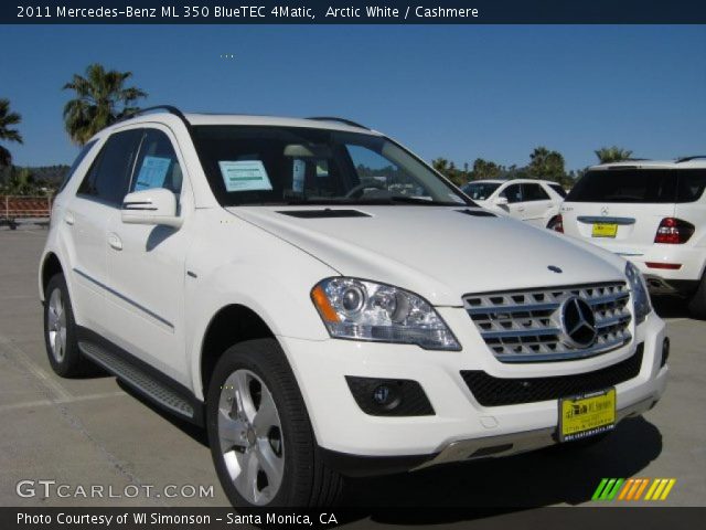 2011 Mercedes-Benz ML 350 BlueTEC 4Matic in Arctic White