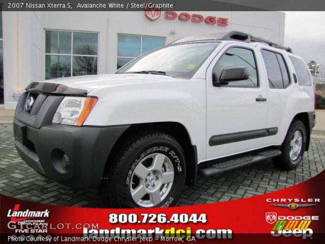 2007 Nissan Xterra S in Avalanche White