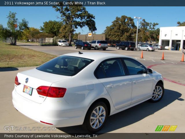 2011 Volkswagen Jetta SE Sedan in Candy White