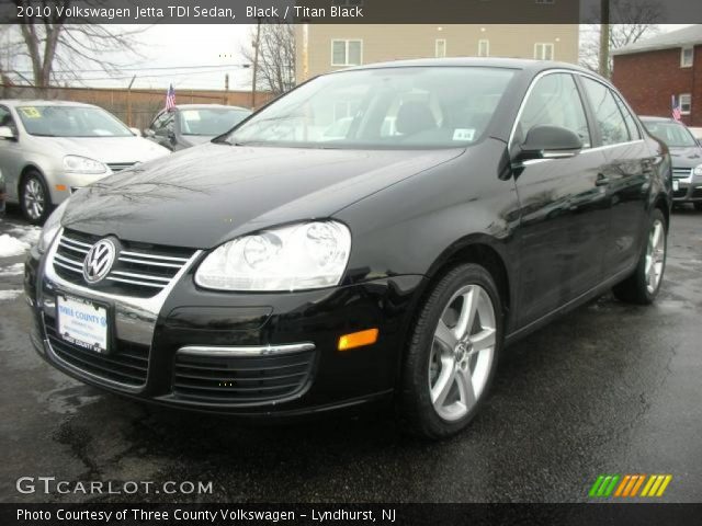 2010 Volkswagen Jetta TDI Sedan in Black