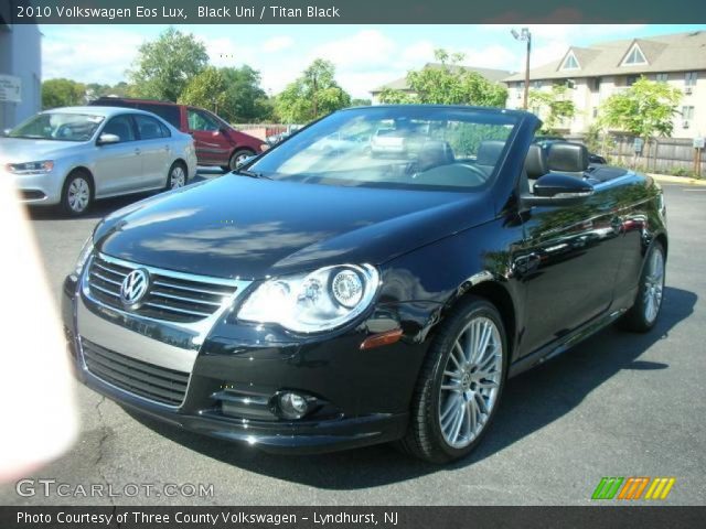 2010 Volkswagen Eos Lux in Black Uni