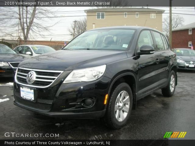 2010 Volkswagen Tiguan S in Deep Black Metallic