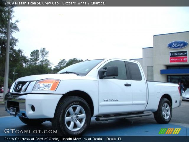2009 Nissan Titan SE Crew Cab in Blizzard White