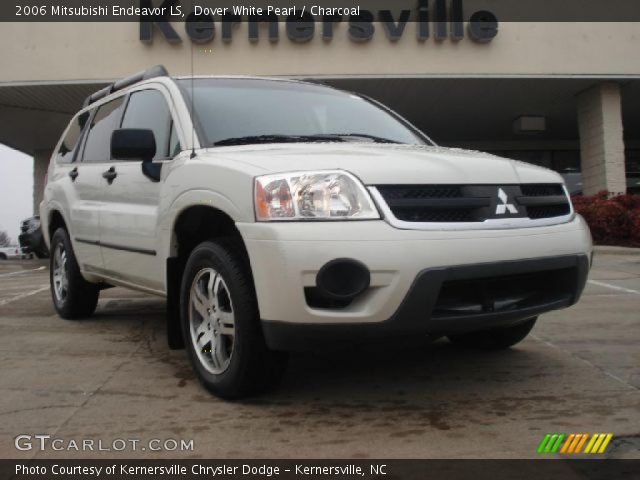 2006 Mitsubishi Endeavor LS in Dover White Pearl