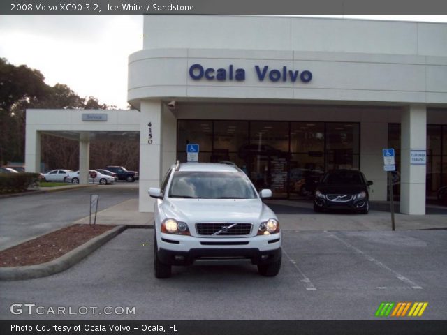 2008 Volvo XC90 3.2 in Ice White