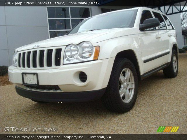 2007 Jeep Grand Cherokee Laredo in Stone White