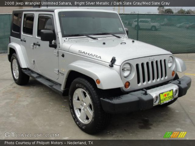 2008 Jeep Wrangler Unlimited Sahara in Bright Silver Metallic