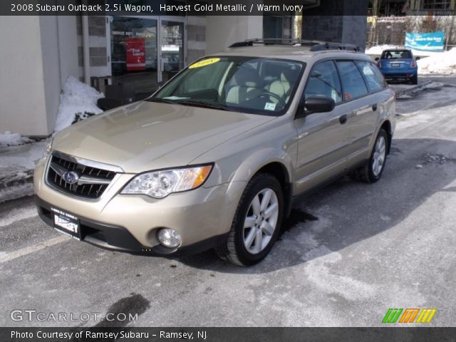 2008 Subaru Outback 2.5i Wagon in Harvest Gold Metallic