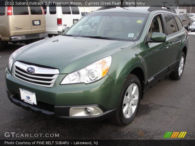 2011 Subaru Outback 2.5i Premium Wagon in Cypress Green Pearl