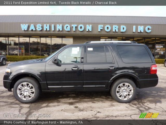 2011 Ford Expedition Limited 4x4 in Tuxedo Black Metallic