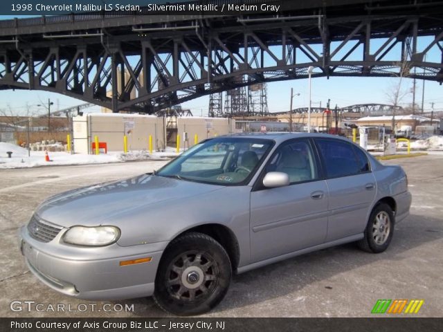 1998 Chevrolet Malibu LS Sedan in Silvermist Metallic