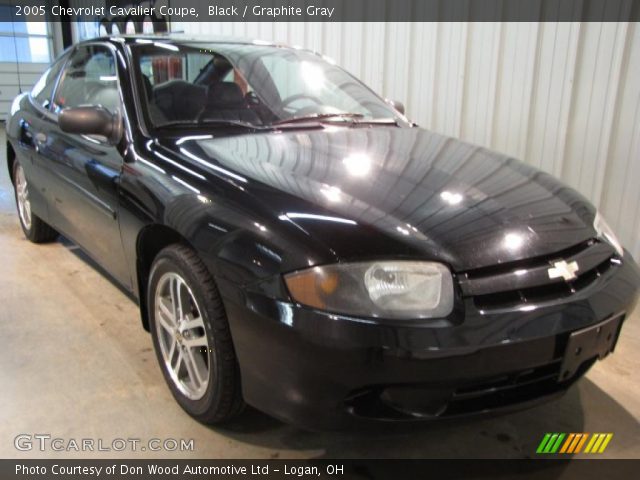 2005 Chevrolet Cavalier Coupe in Black