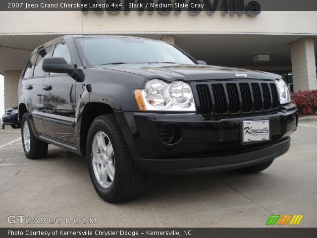 2007 Jeep Grand Cherokee Laredo 4x4 in Black