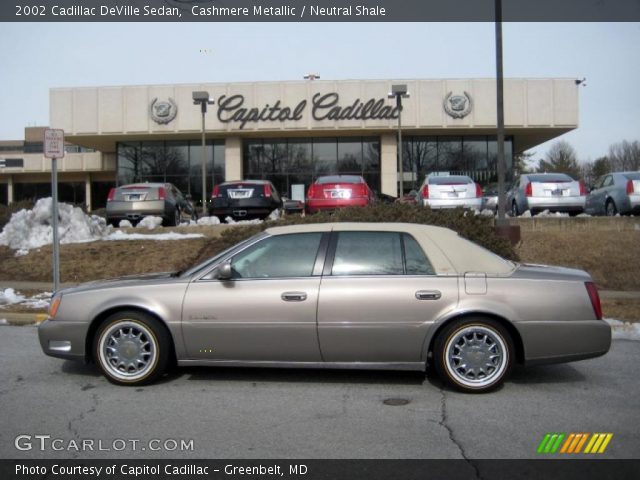 2002 Cadillac DeVille Sedan in Cashmere Metallic