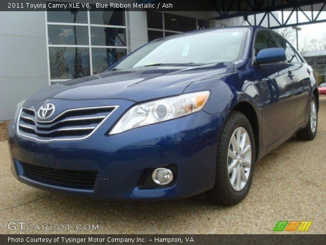2011 Toyota Camry XLE V6 in Blue Ribbon Metallic