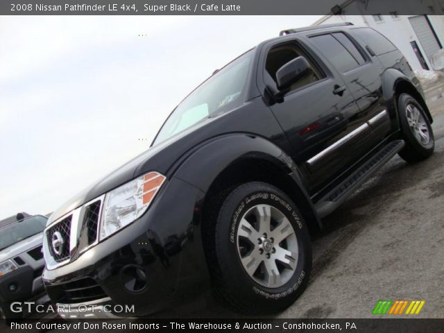 2008 Nissan Pathfinder LE 4x4 in Super Black