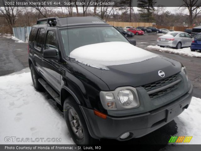 2002 Nissan Xterra SE V6 4x4 in Super Black