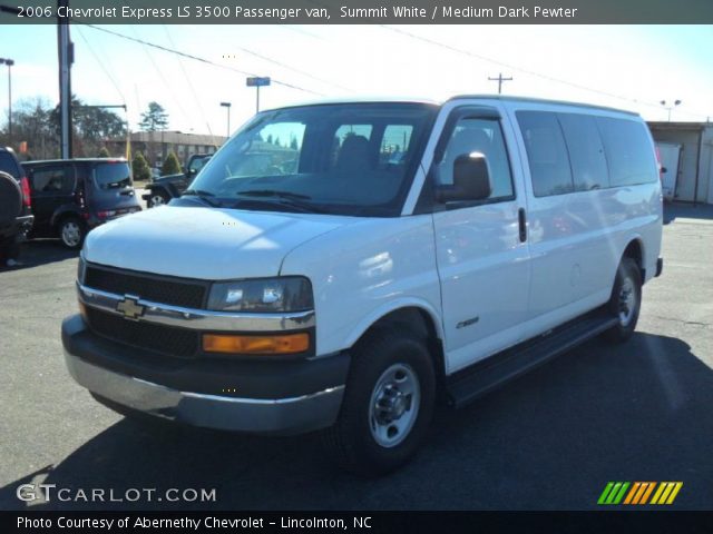 2006 Chevrolet Express LS 3500 Passenger van in Summit White