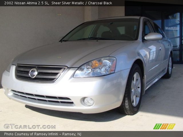 2002 Nissan Altima 2.5 SL in Sheer Silver Metallic