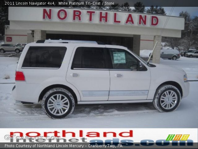 2011 Lincoln Navigator 4x4 in White Platinum Tri-Coat