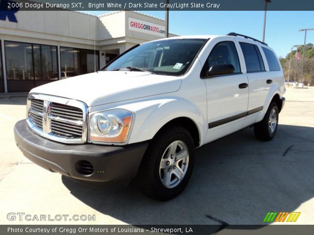 2006 Dodge Durango SXT in Bright White