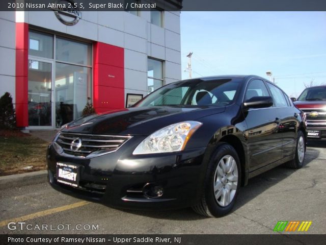 2010 Nissan Altima 2.5 S in Super Black