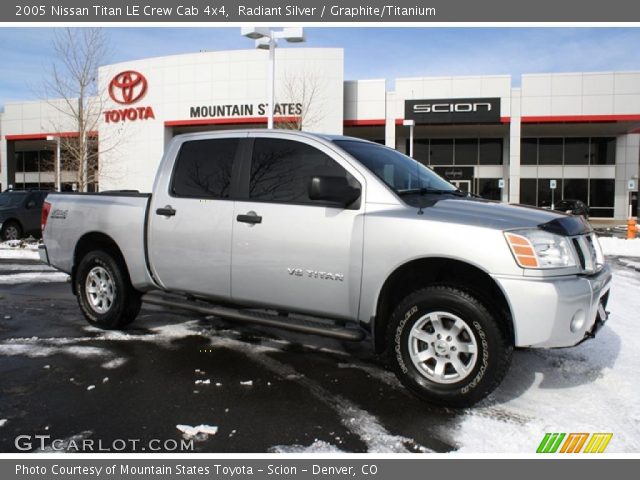 2005 Nissan Titan LE Crew Cab 4x4 in Radiant Silver