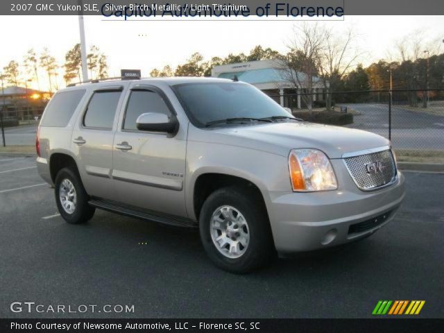2007 GMC Yukon SLE in Silver Birch Metallic