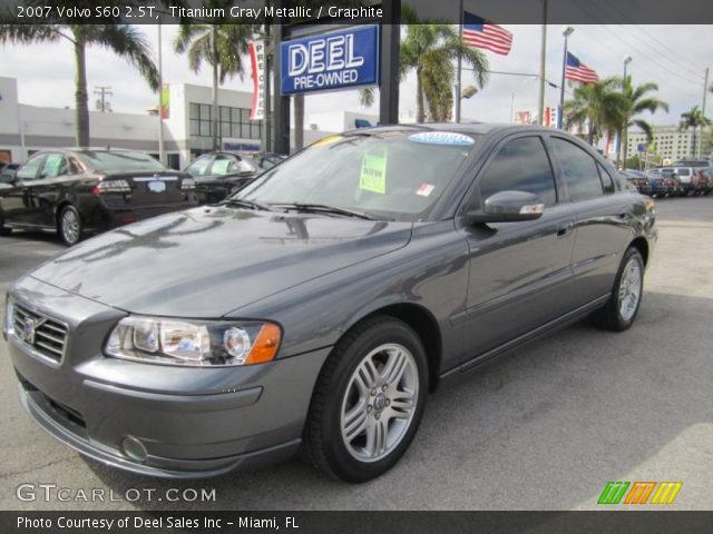 2007 Volvo S60 2.5T in Titanium Gray Metallic