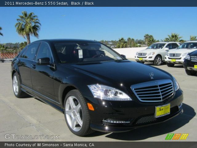 2011 Mercedes-Benz S 550 Sedan in Black
