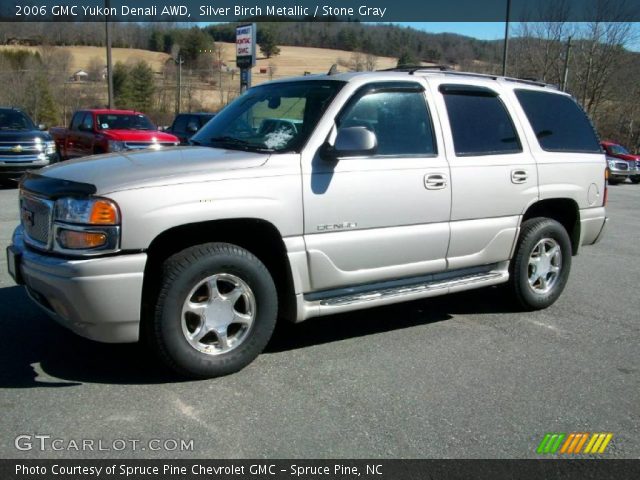 2006 GMC Yukon Denali AWD in Silver Birch Metallic