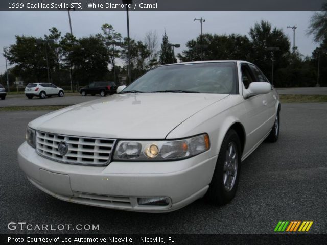 1999 Cadillac Seville STS in White Diamond