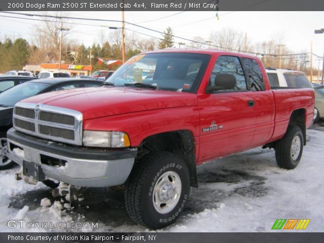 2000 Dodge Ram 2500 ST Extended Cab 4x4 in Flame Red