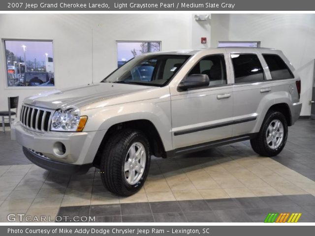 2007 Jeep Grand Cherokee Laredo in Light Graystone Pearl